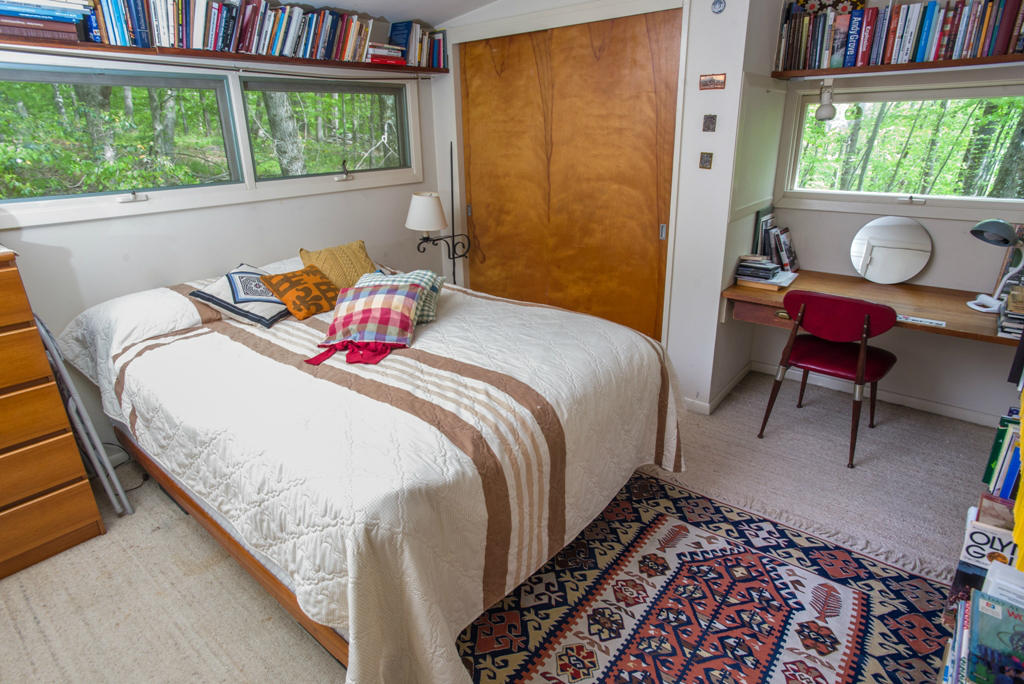 1197 Valley Road New Canaan, CT 06840 - Photo 17 of 20 Second Bedroom