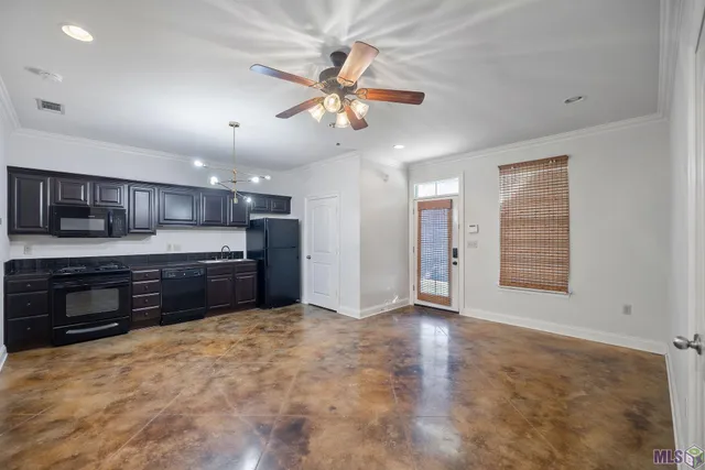 $120,000 | 888 South Kenilworth Parkway, Unit 4H, Baton Rouge, LA 70820