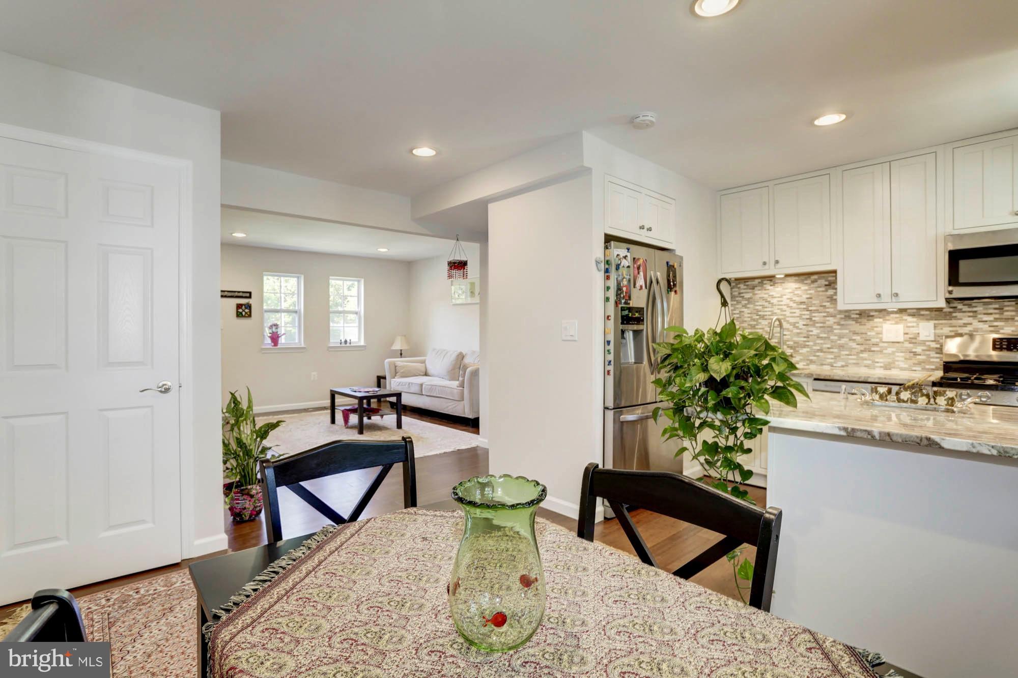 8012 Sandy Spring Road Laurel, MD 20707 - Photo 9 of 36 Dining Area