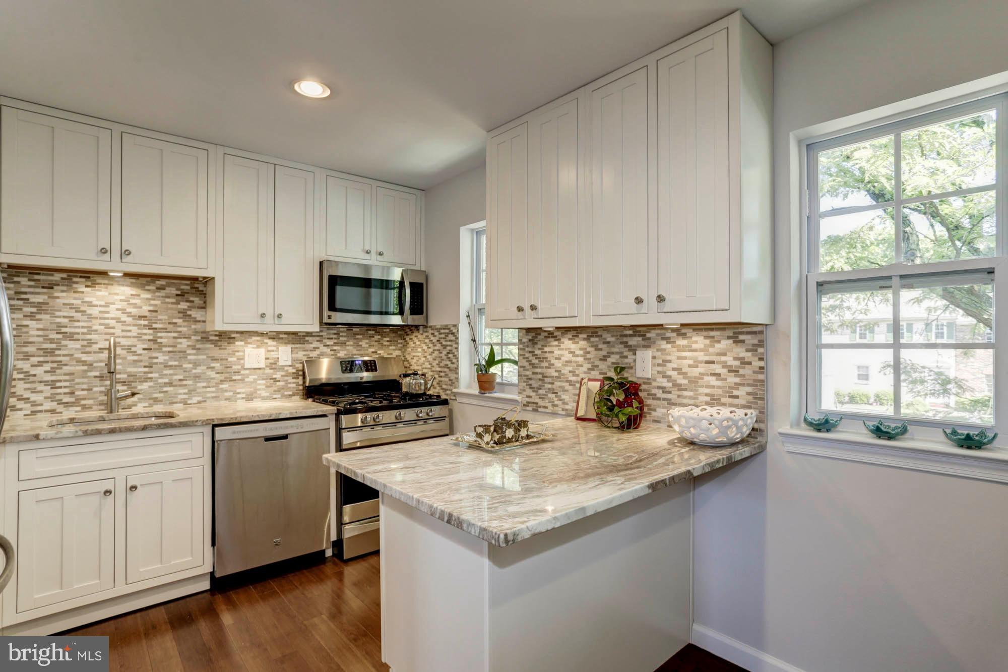 8012 Sandy Spring Road Laurel, MD 20707 - Photo 10 of 36 Kitchen