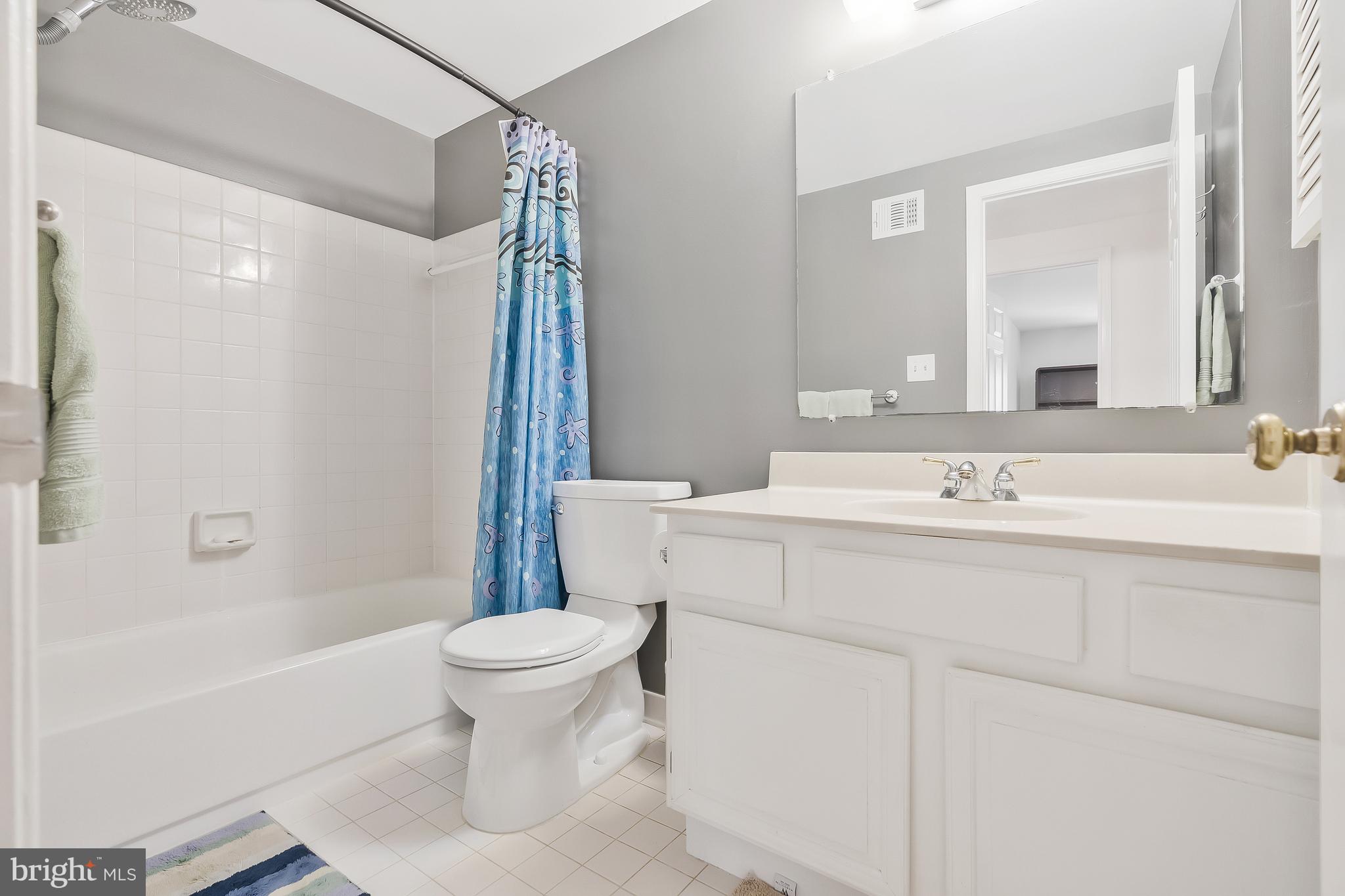 1033 Riva Ridge Drive Great Falls, VA 22066 - Photo 18 of 26 Bathroom