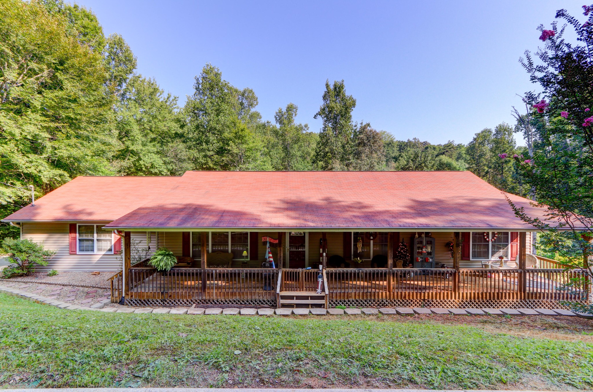 118 White Loop Road Clinton, TN 37716 - Photo 1 of 30 Gallery Image 1