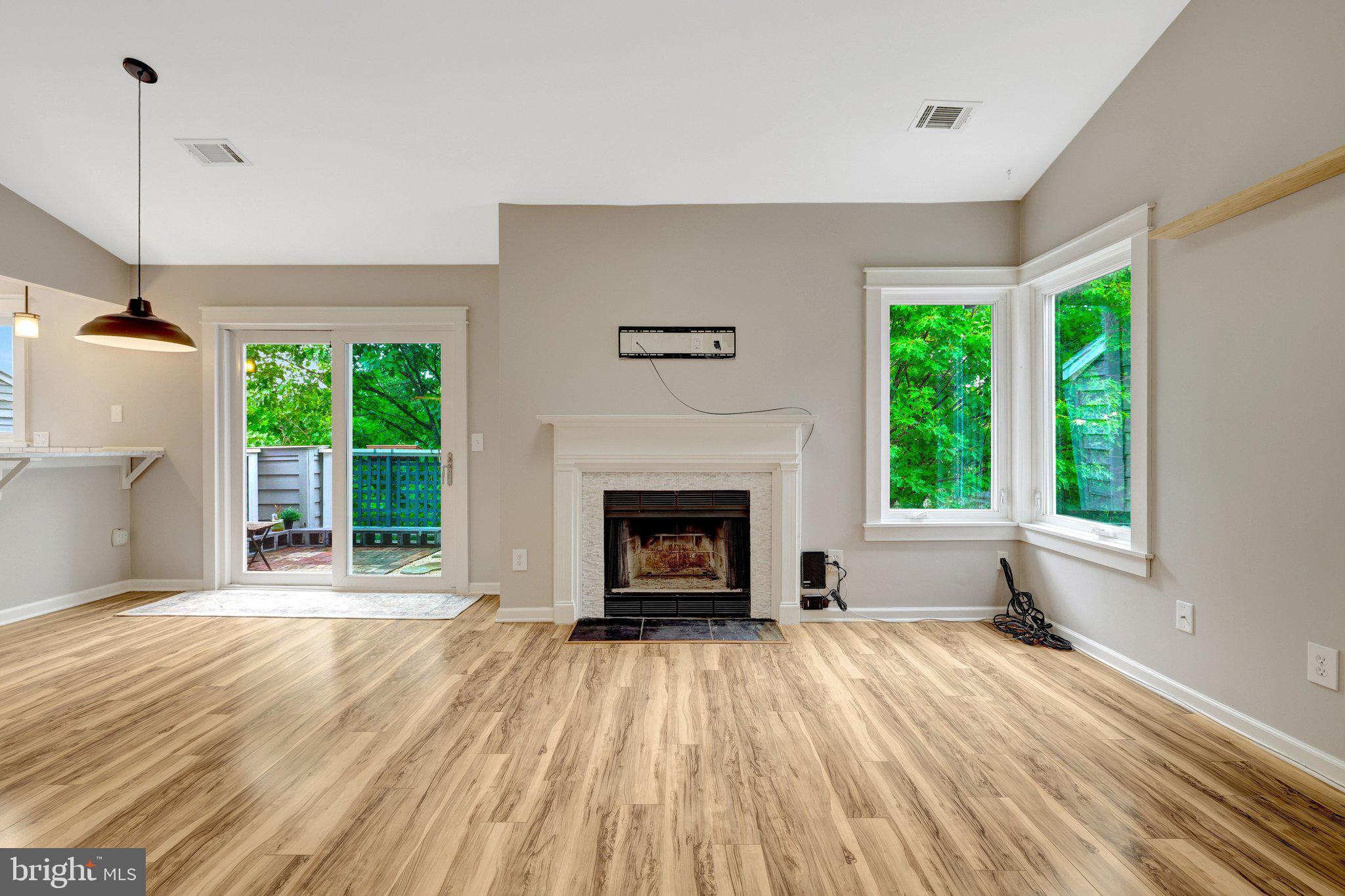 1504 Summerchase Court Reston, VA 20194 - Photo 11 of 42
