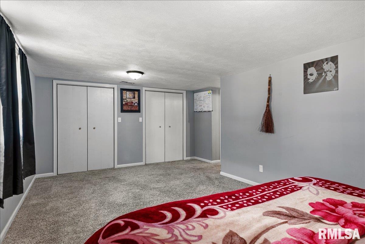 2128 Blackhawk Road Springfield, IL 62702 - Photo 19 of 25