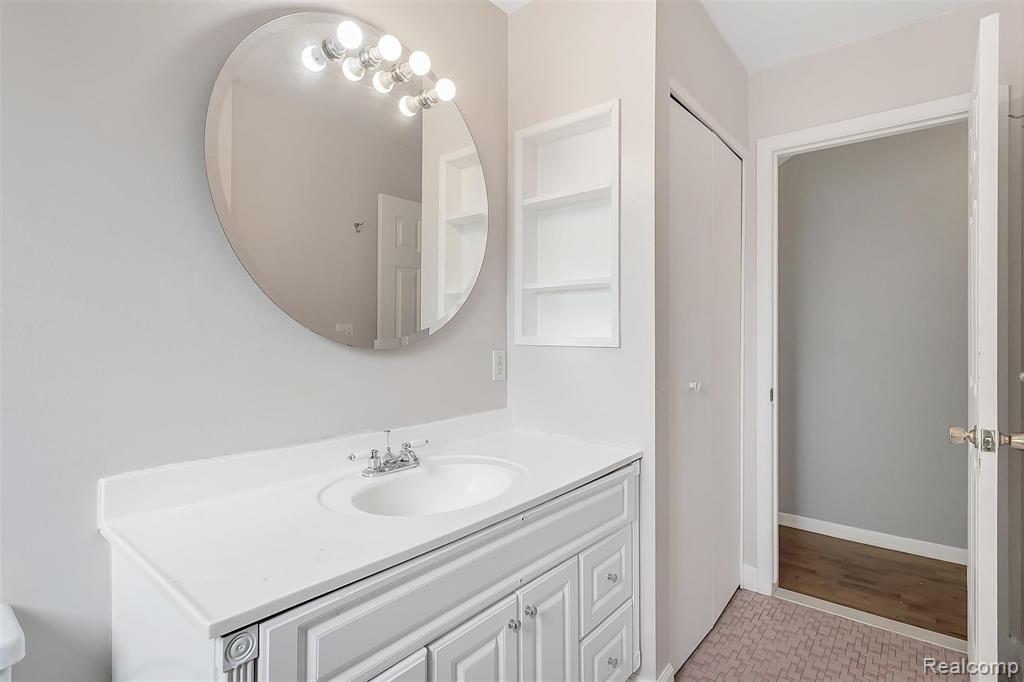 12062 Racine Road Warren, MI 48093 - Photo 30 of 46