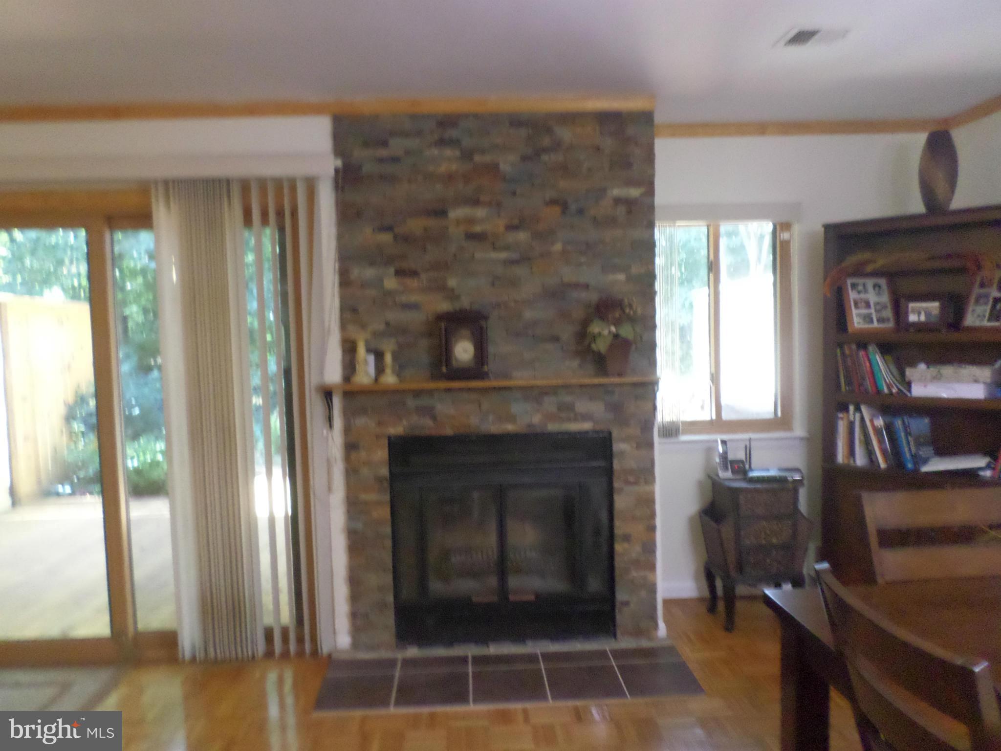 1890 Winterport Cluster Reston, VA 20191 - Photo 9 of 29 Family Room