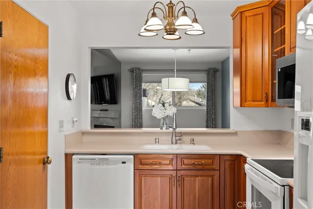 $319,000 | 5 Valley Lake Commons, Chico, CA 95928