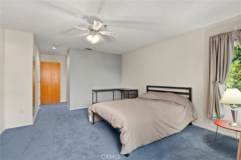 5 Valley Lake Commons Chico, CA 95928 - Photo 18 of 40