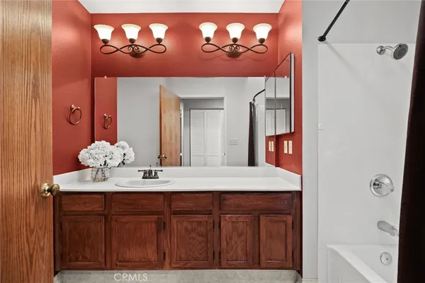 $319,000 | 5 Valley Lake Commons, Chico, CA 95928