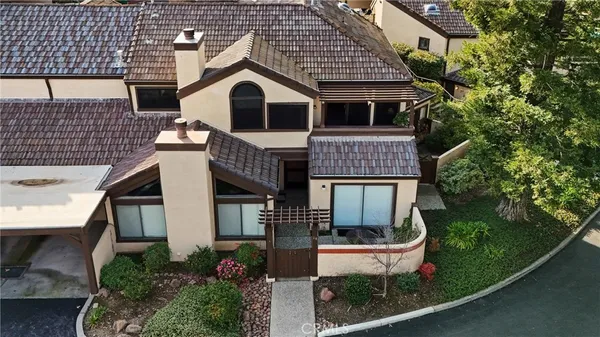 $319,000 | 5 Valley Lake Commons, Chico, CA 95928