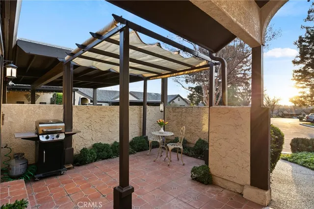 $319,000 | 5 Valley Lake Commons, Chico, CA 95928