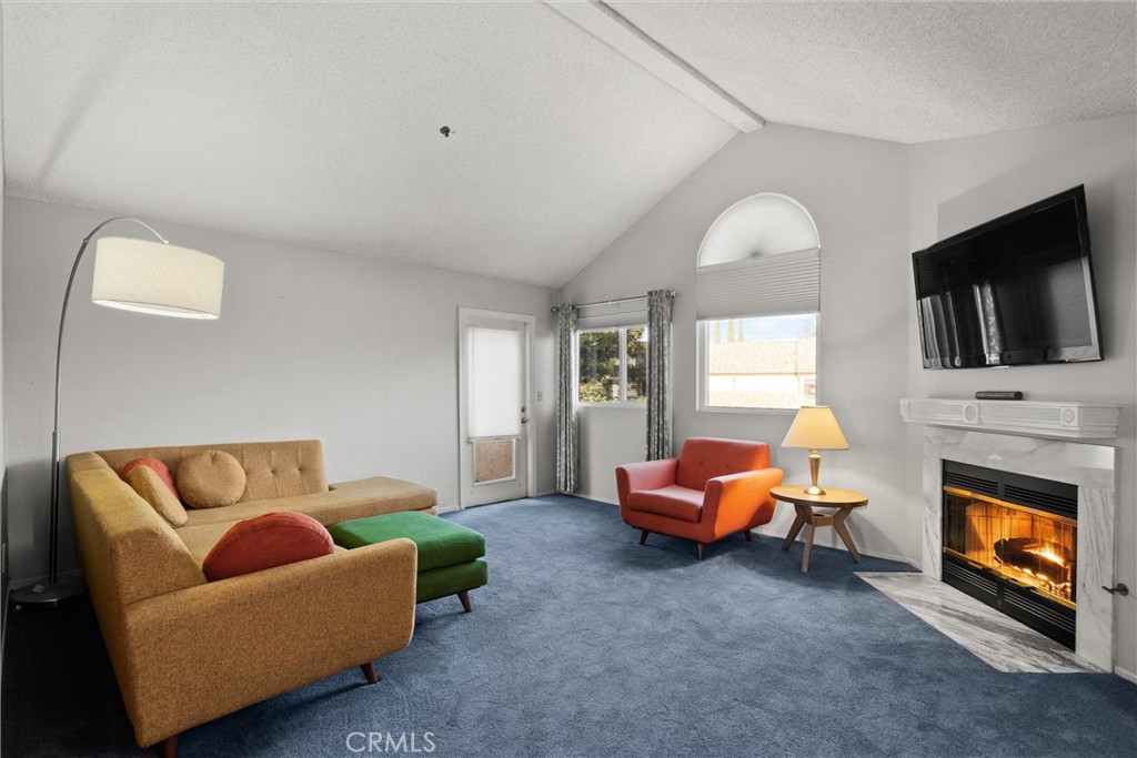 5 Valley Lake Commons Chico, CA 95928 - Photo 7 of 40