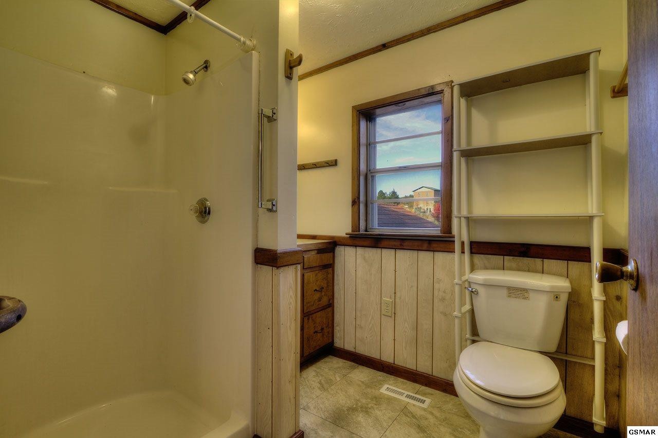 1505 Parrotts Chapel Road Sevierville, TN 37876 - Photo 25 of 36