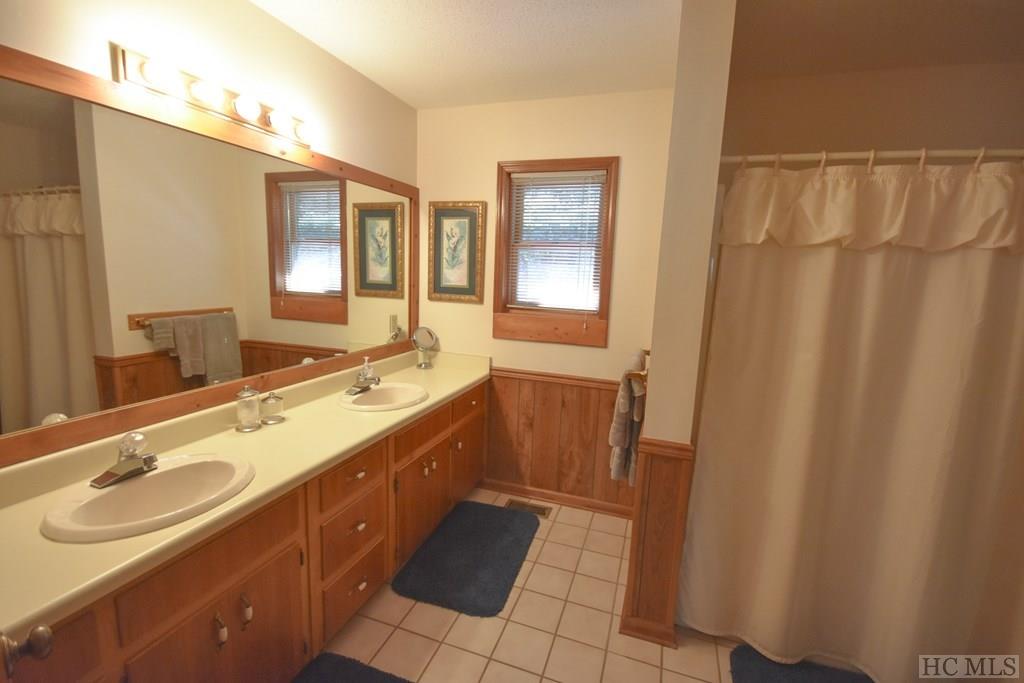 120 Upper Middle Creek Road Otto, NC 28763 - Photo 29 of 64 Gallery Image 29