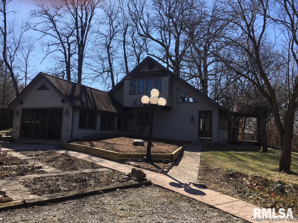3275 Young Road Mechanicsburg, IL 62545 - Photo 1 of 36 Gallery Image 1