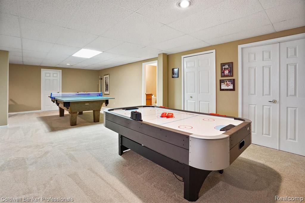 3681 Newcastle Drive Rochester Hills, MI 48306 - Photo 30 of 40