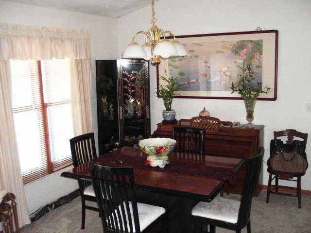 811 Barley Ridge Trail Freeport, IL 61032 - Photo 4 of 12 Gallery Image 4