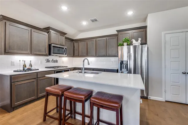 $2,900 | 10636 Enchanted Rock Way, Fort Worth, TX 76126