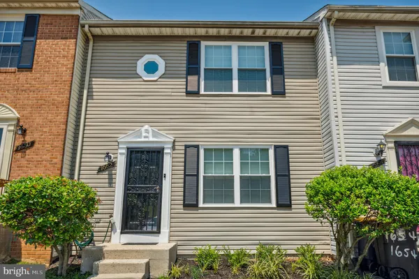 $2,475 | 1652 Willowwood Court, Hyattsville, MD 20785