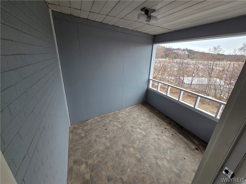 255 Portage Road Lewiston, NY 14092 - Photo 4 of 7