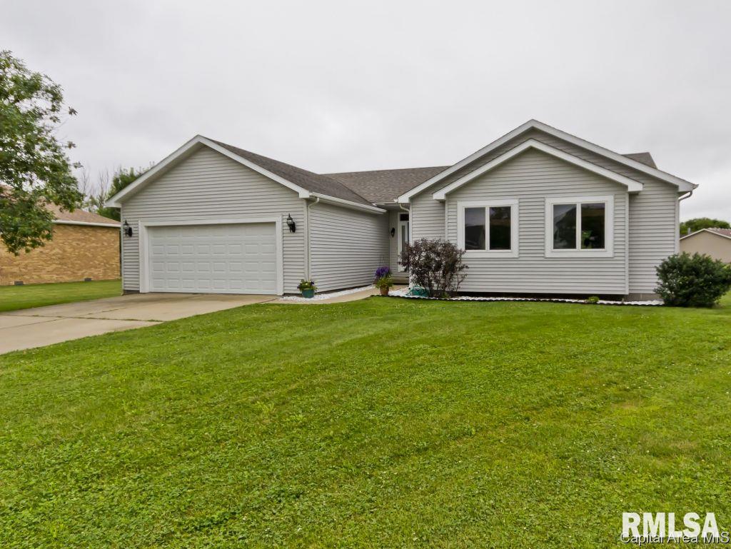 803 Bitterroot Drive Athens, IL 62613 - Photo 21 of 28 Gallery Image 21