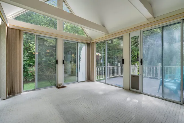 $614,900 | 40 Stratham Green Road, Stratham, NH 03885