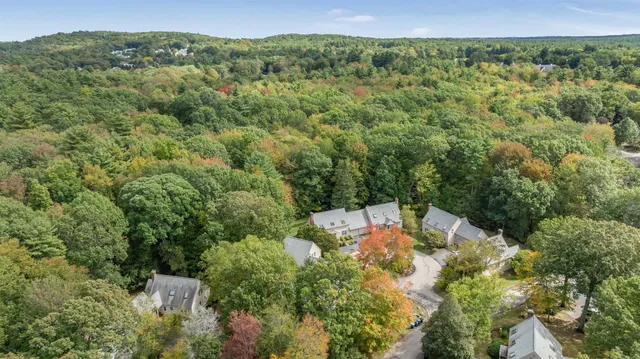 $614,900 | 40 Stratham Green Road, Stratham, NH 03885