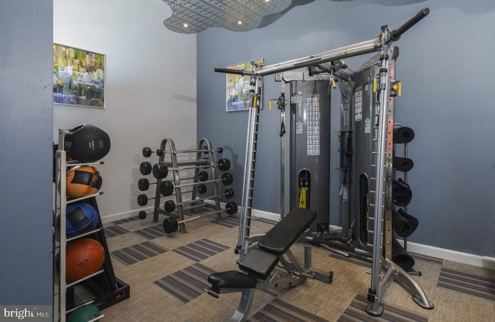 200 West Washington Square, Unit 1907 Philadelphia, PA 19106 - Photo 12 of 33