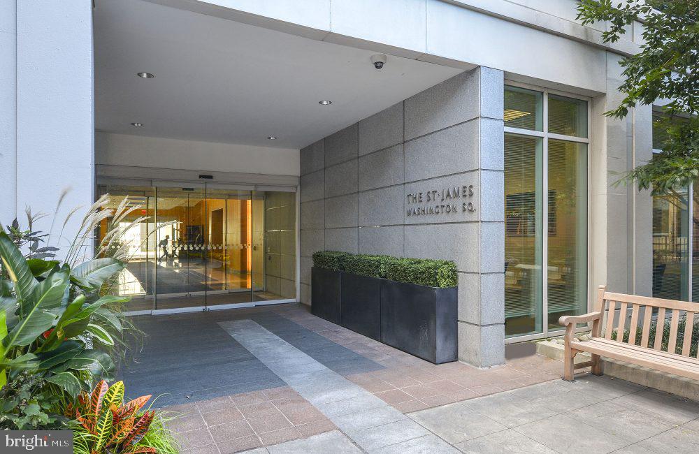 200 West Washington Square, Unit 1907 Philadelphia, PA 19106 - Photo 6 of 33