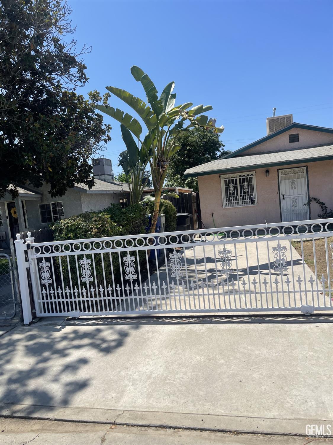 Undisclosed Address Wasco, CA 93280 - Photo 2 of 10