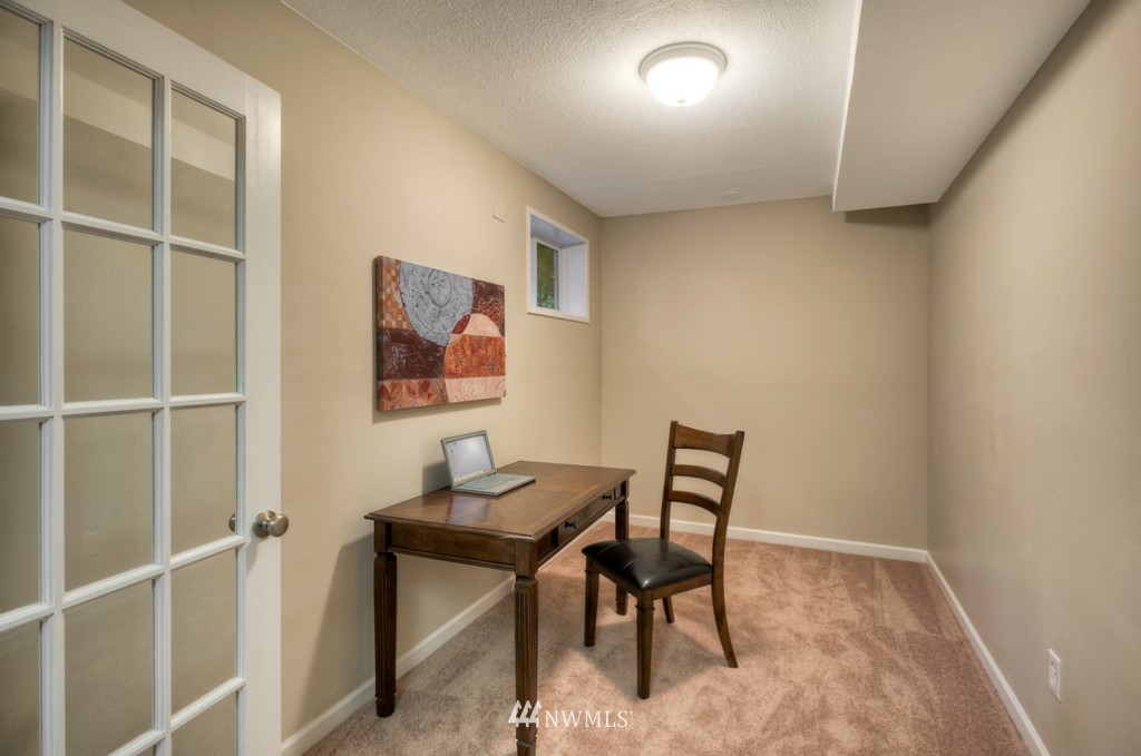 22027 1st Place West Bothell, WA 98021 - Photo 13 of 17 Gallery Image 13