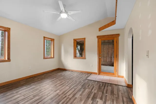 $384,900 | 7861 County Road East, Oconto Falls, WI 54154