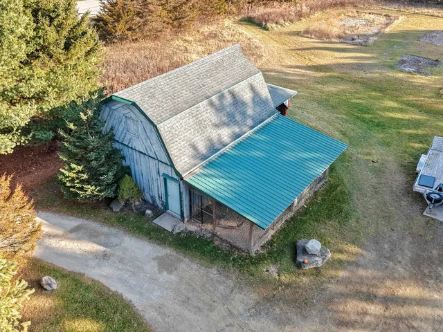 $384,900 | 7861 County Road East, Oconto Falls, WI 54154