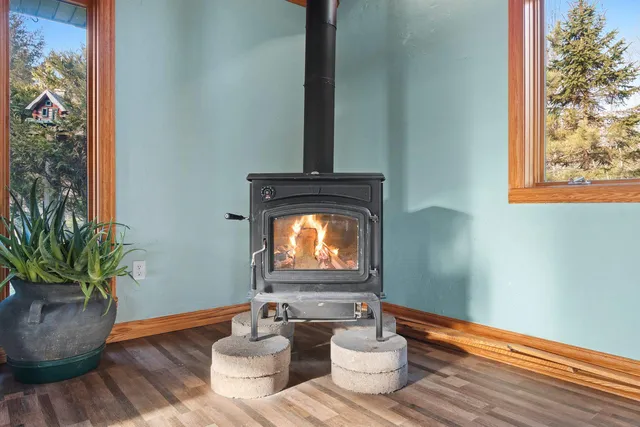 $384,900 | 7861 County Road East, Oconto Falls, WI 54154