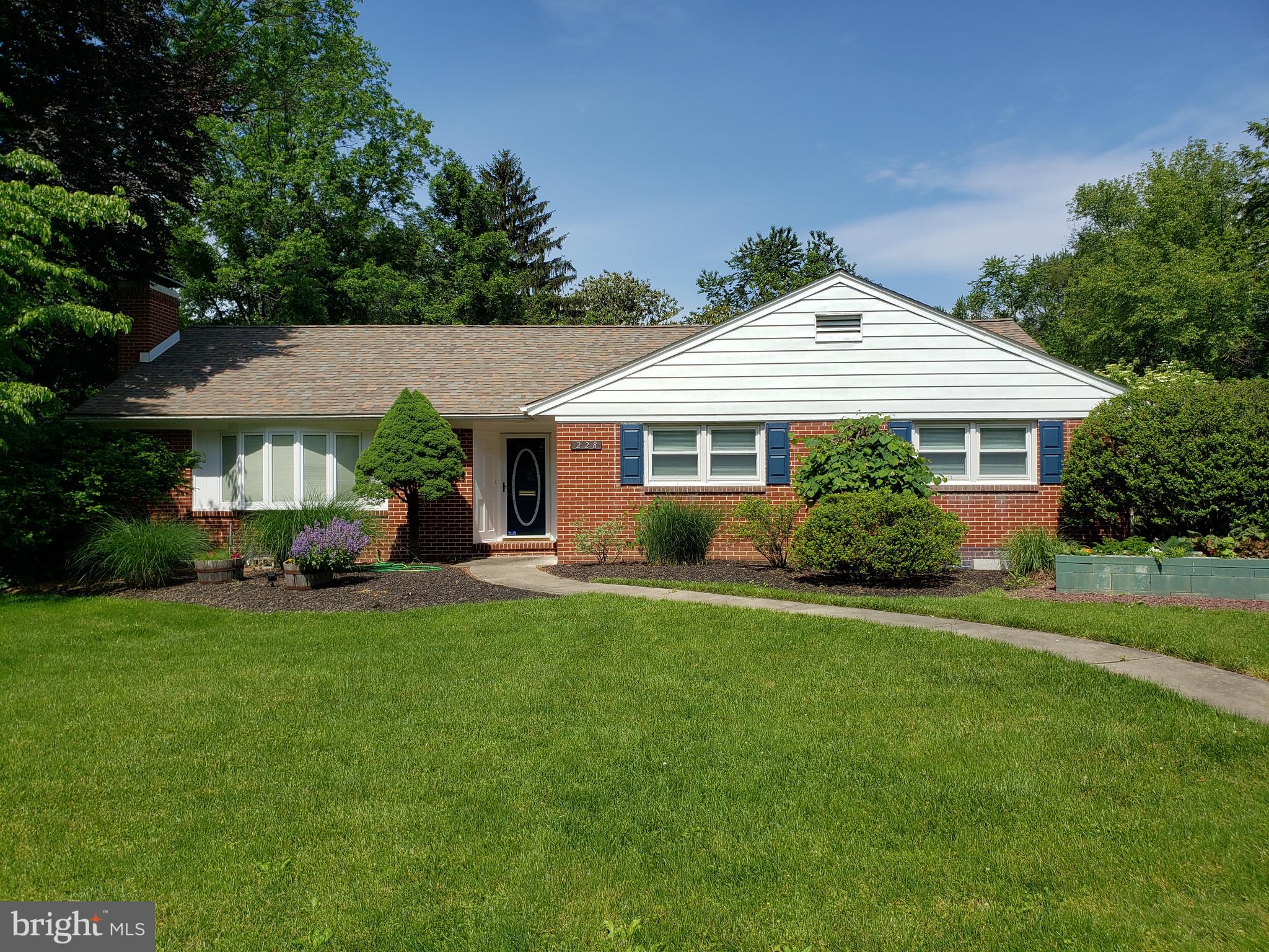 228 Beverly Road Newark, DE 19711 - Photo 1 of 19 Gallery Image 1