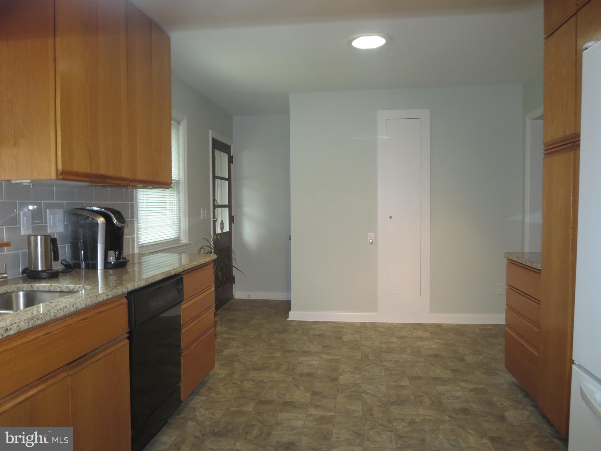 228 Beverly Road Newark, DE 19711 - Photo 10 of 19 Breakfast Area