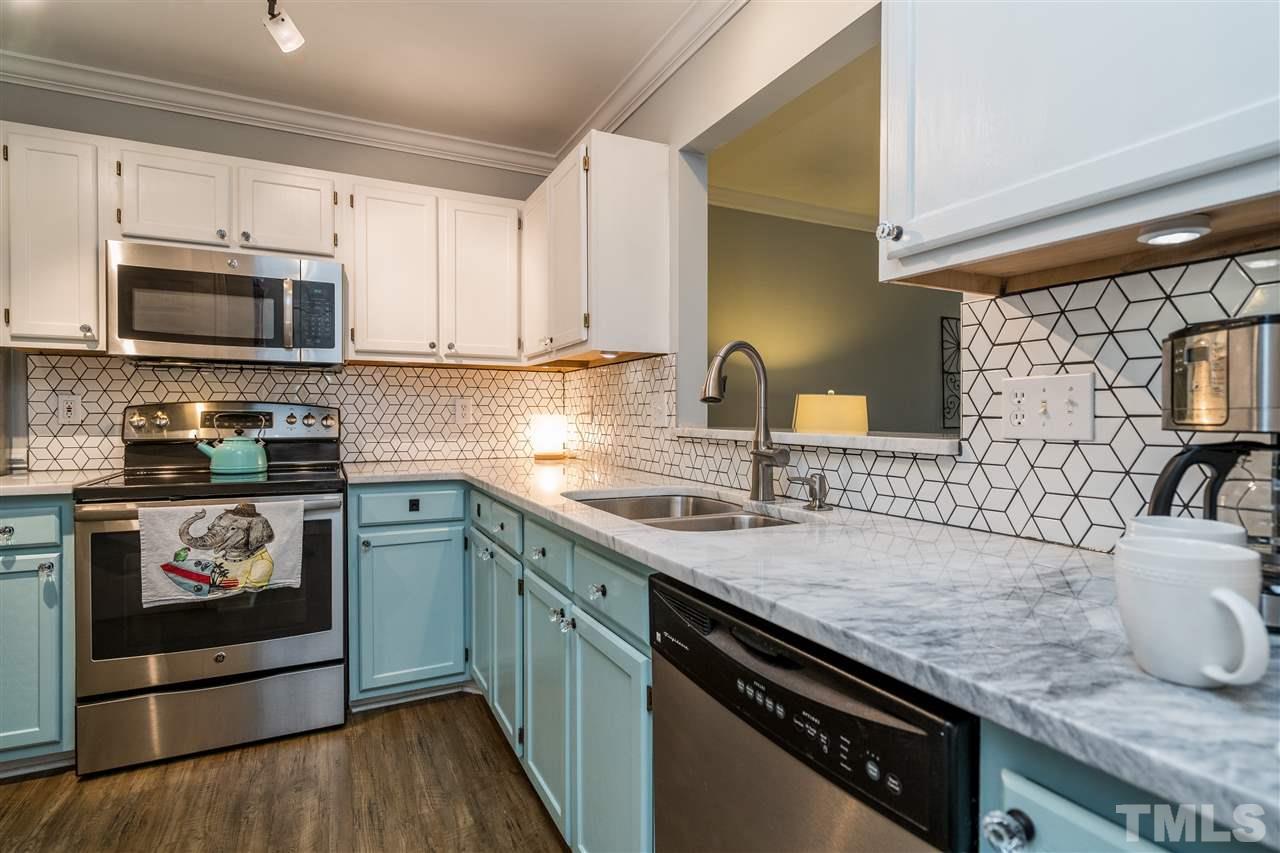 7013 Epping Forest Drive Raleigh, NC 27613 - Photo 11 of 27