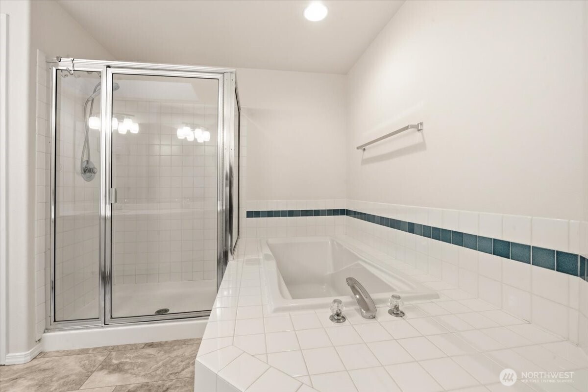4726 Northeast 18th Place, Unit B Renton, WA 98059 - Photo 30 of 39