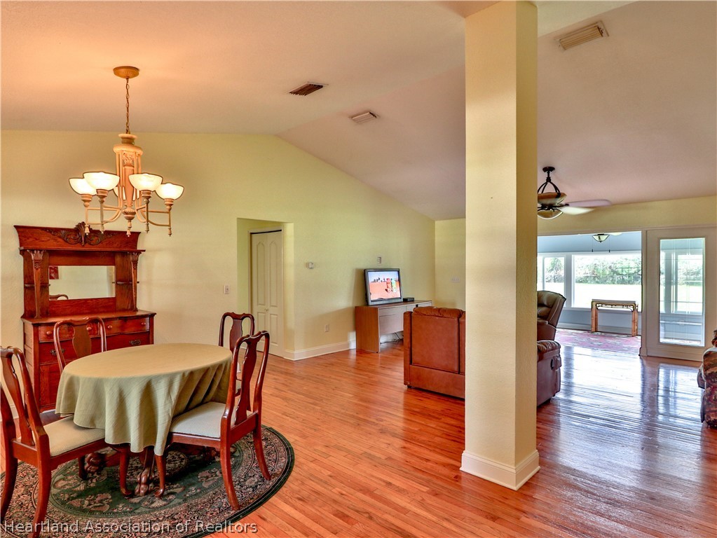 5204 Lime Road Sebring, FL 33875 - Photo 4 of 31 Gallery Image 4