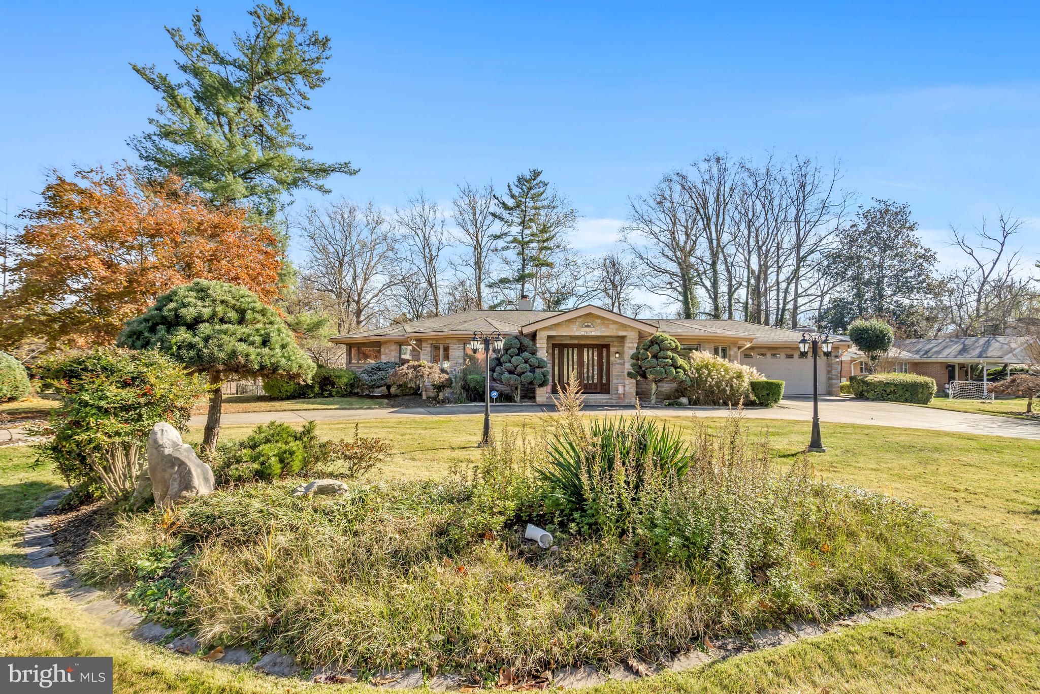 7017 Kenhill Road Bethesda, MD 20817 - Photo 3 of 54 Gallery Image 3