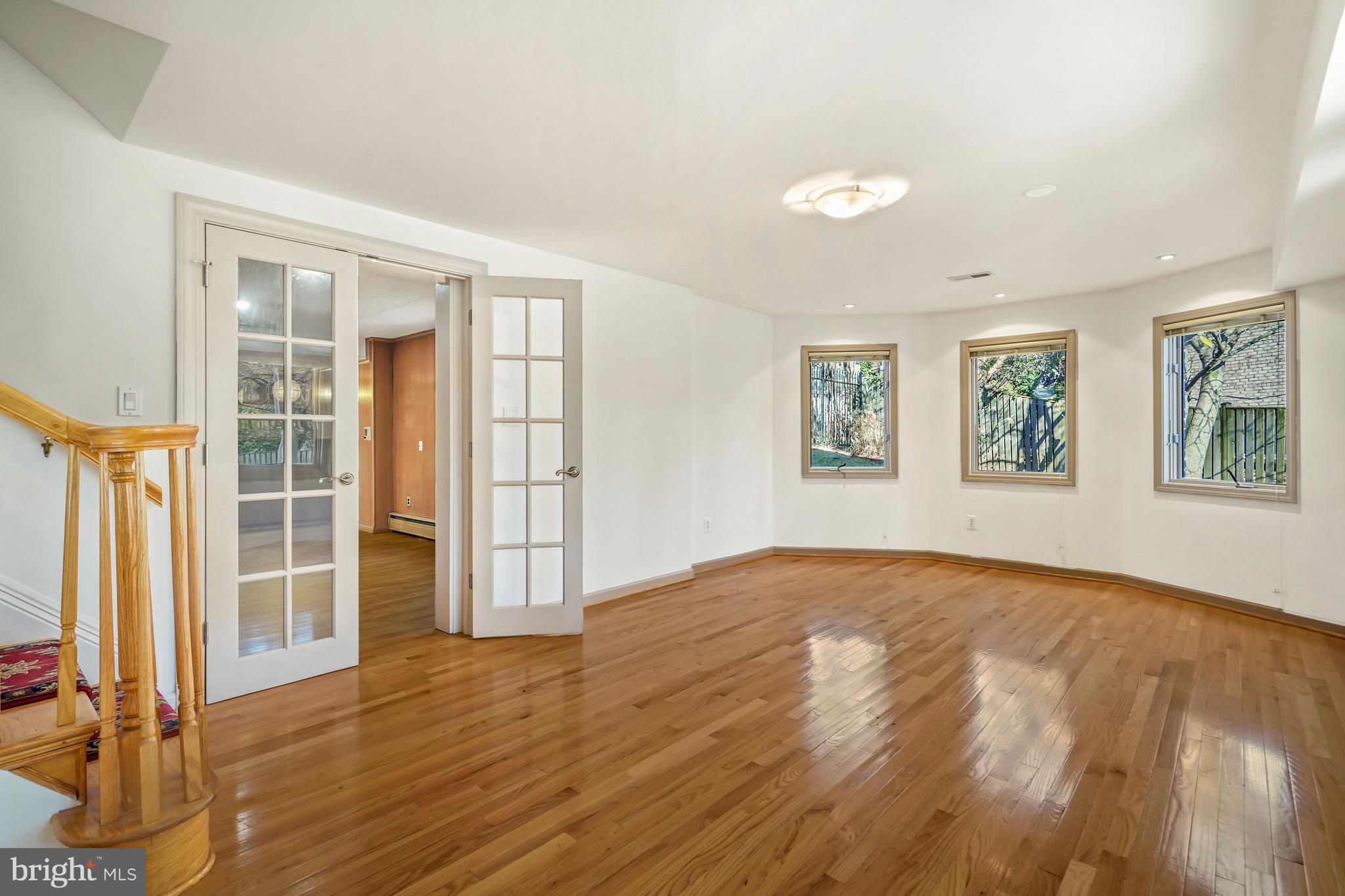 7017 Kenhill Road Bethesda, MD 20817 - Photo 33 of 54 Gallery Image 33