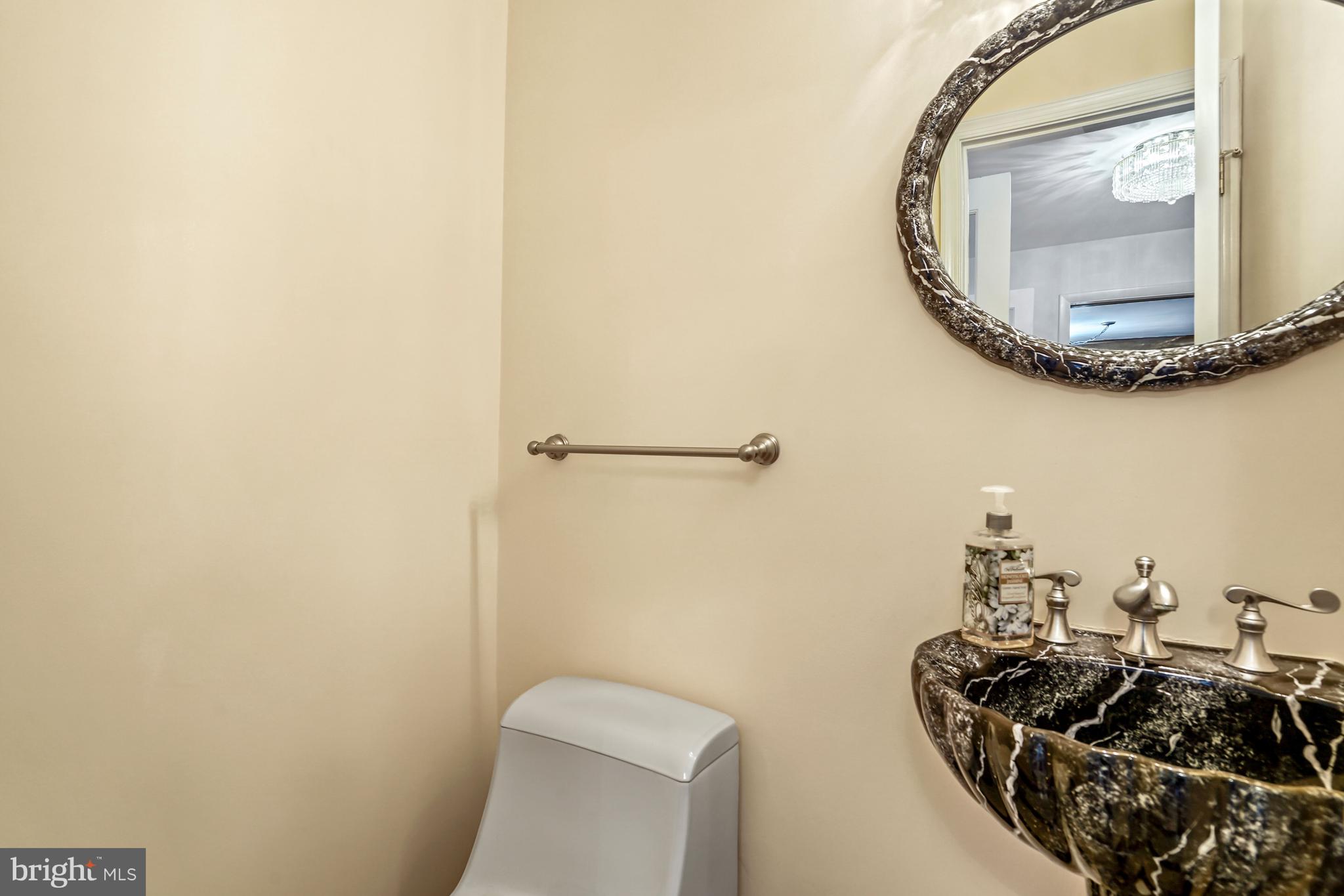 7017 Kenhill Road Bethesda, MD 20817 - Photo 42 of 54 Gallery Image 42