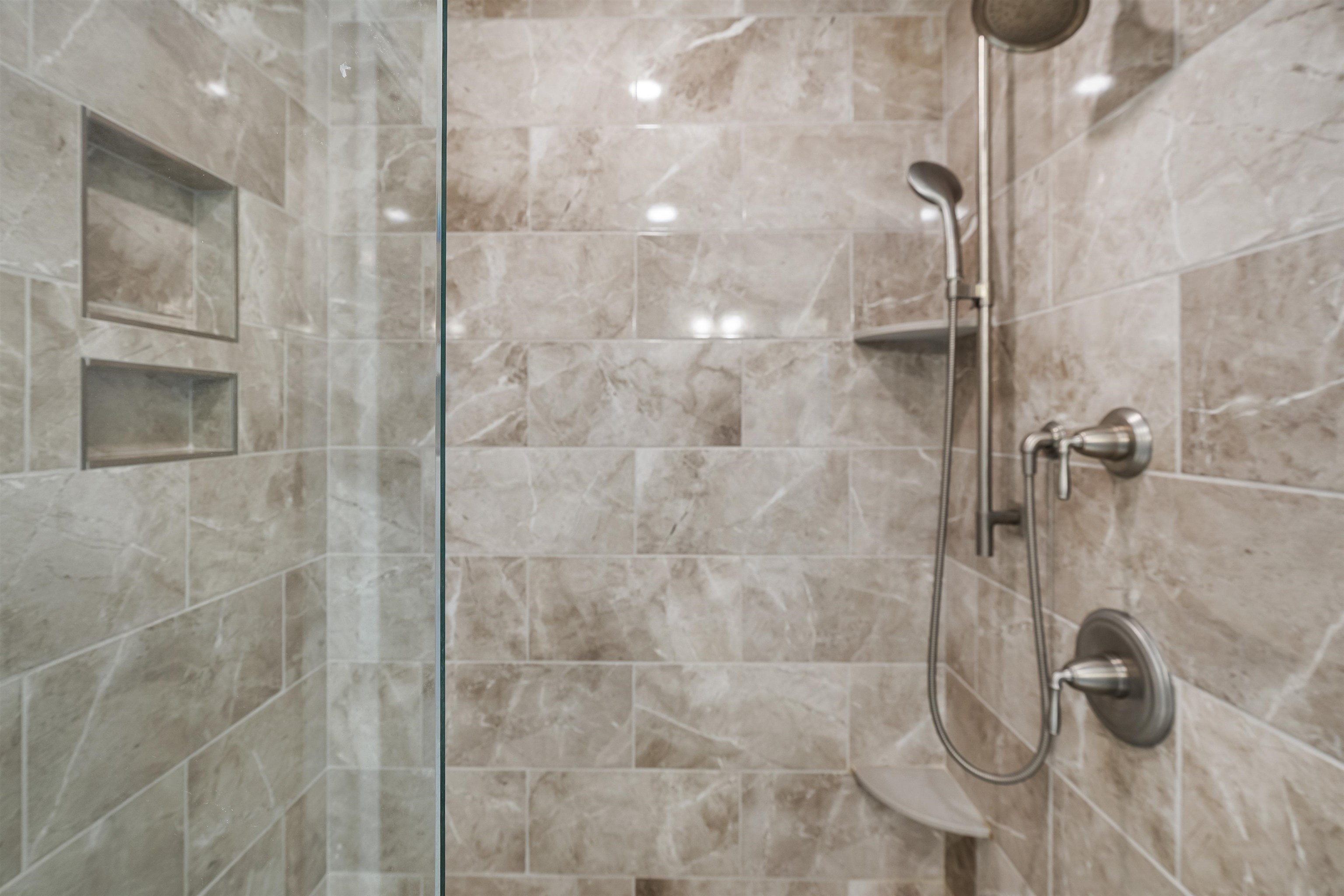 44 Sheffield Street Windham, NH 03087 - Photo 17 of 36