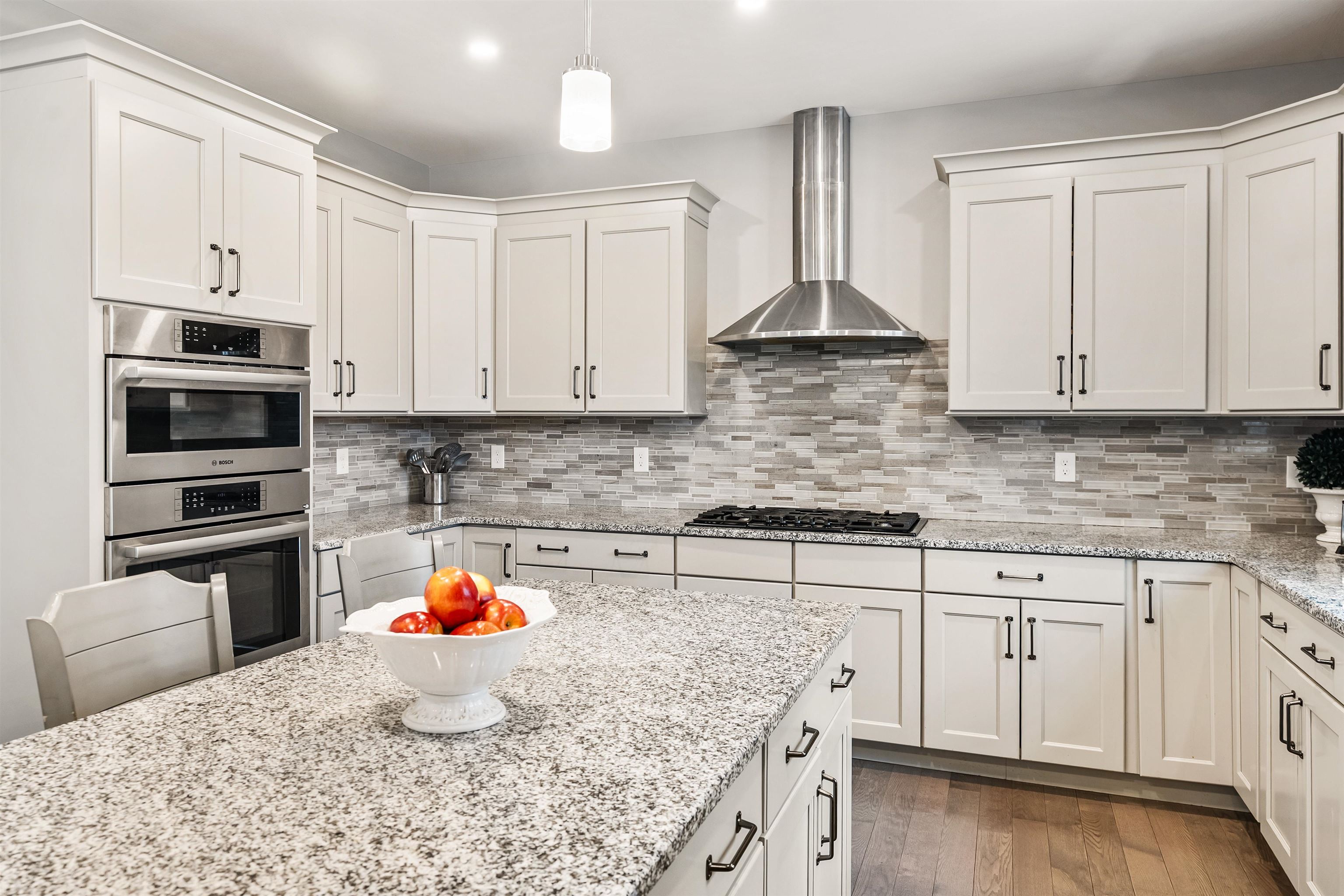 44 Sheffield Street Windham, NH 03087 - Photo 7 of 36