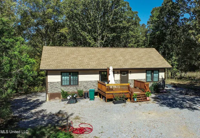 $229,900 | 2650 County Road 170, Oakland, MS 38948