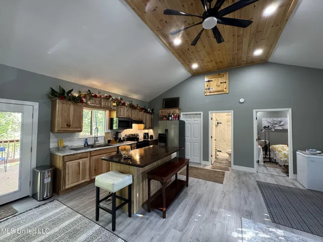 $229,900 | 2650 County Road 170, Oakland, MS 38948