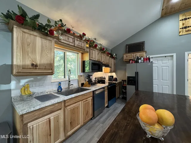 $229,900 | 2650 County Road 170, Oakland, MS 38948