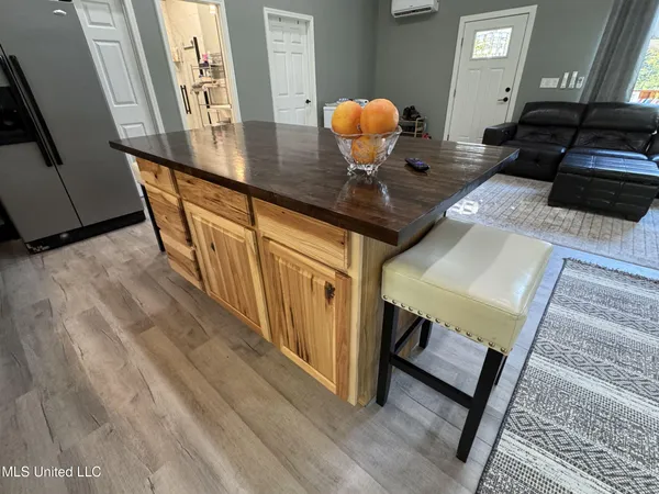 $224,500 | 2650 County Road 170, Oakland, MS 38948