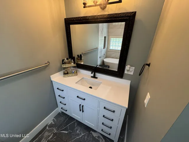 $229,900 | 2650 County Road 170, Oakland, MS 38948