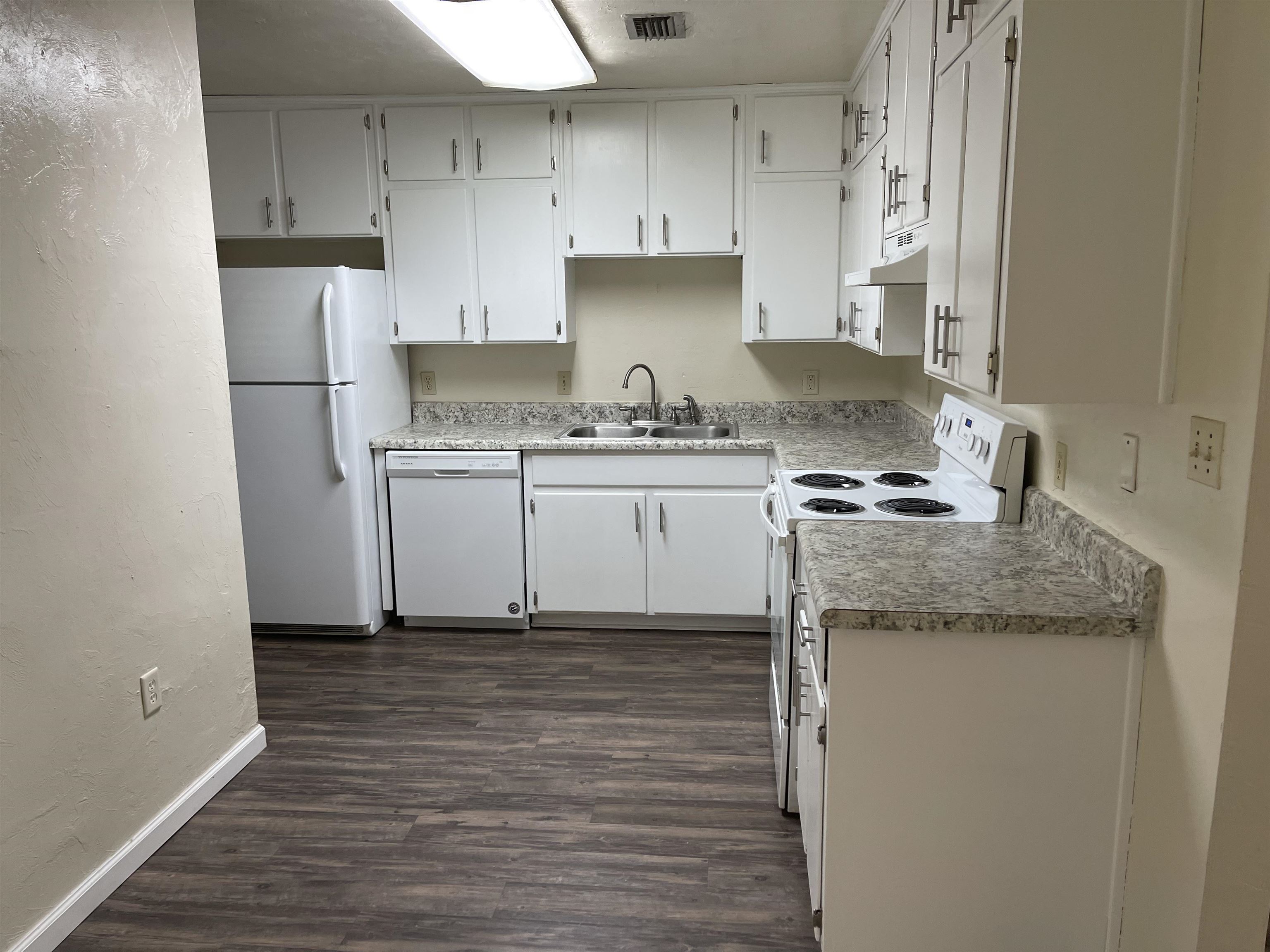 2622 Old Bainbridge Road, Unit C Tallahassee, FL 32303 - Photo 5 of 11